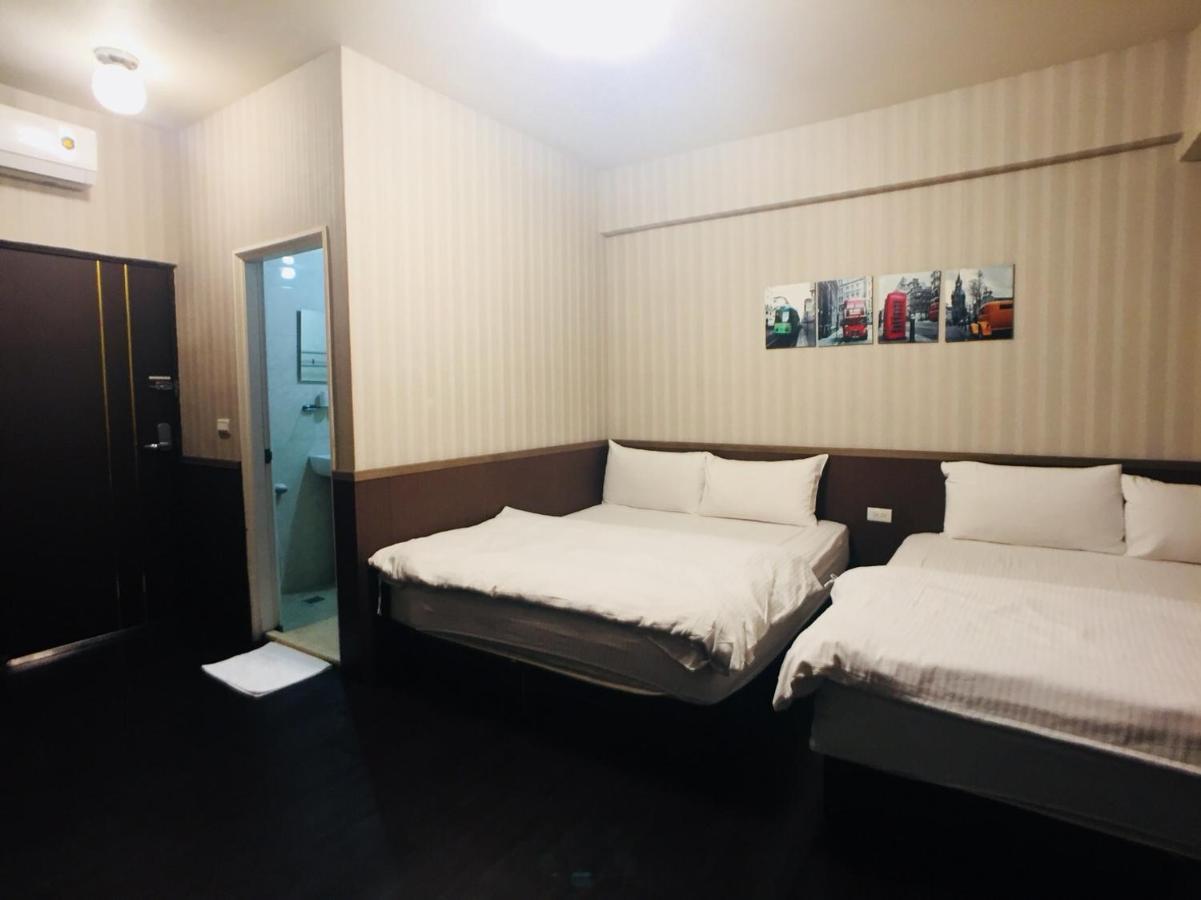Love Feng Jia Apartment Hotel Тайчжун Экстерьер фото