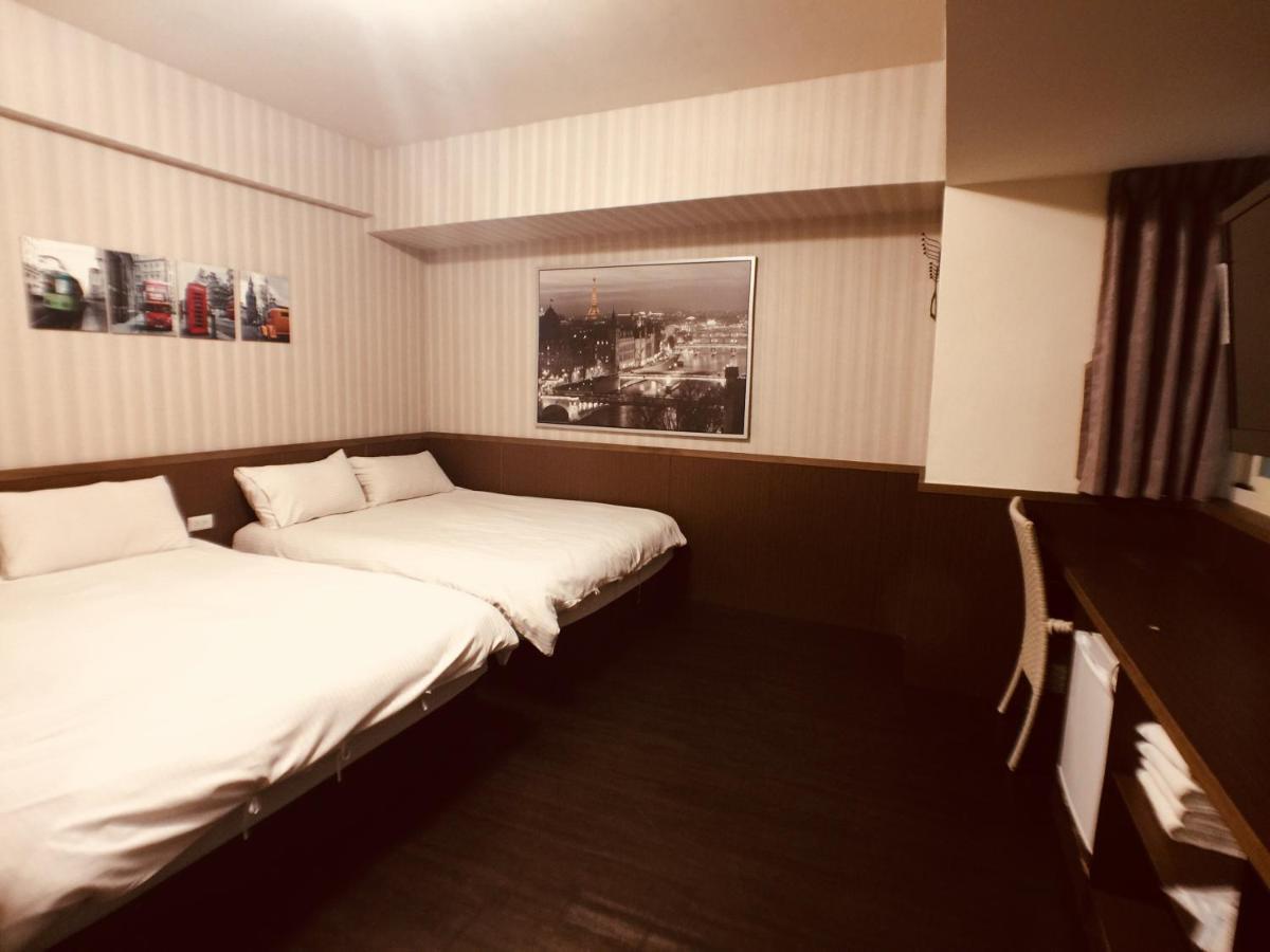 Love Feng Jia Apartment Hotel Тайчжун Экстерьер фото