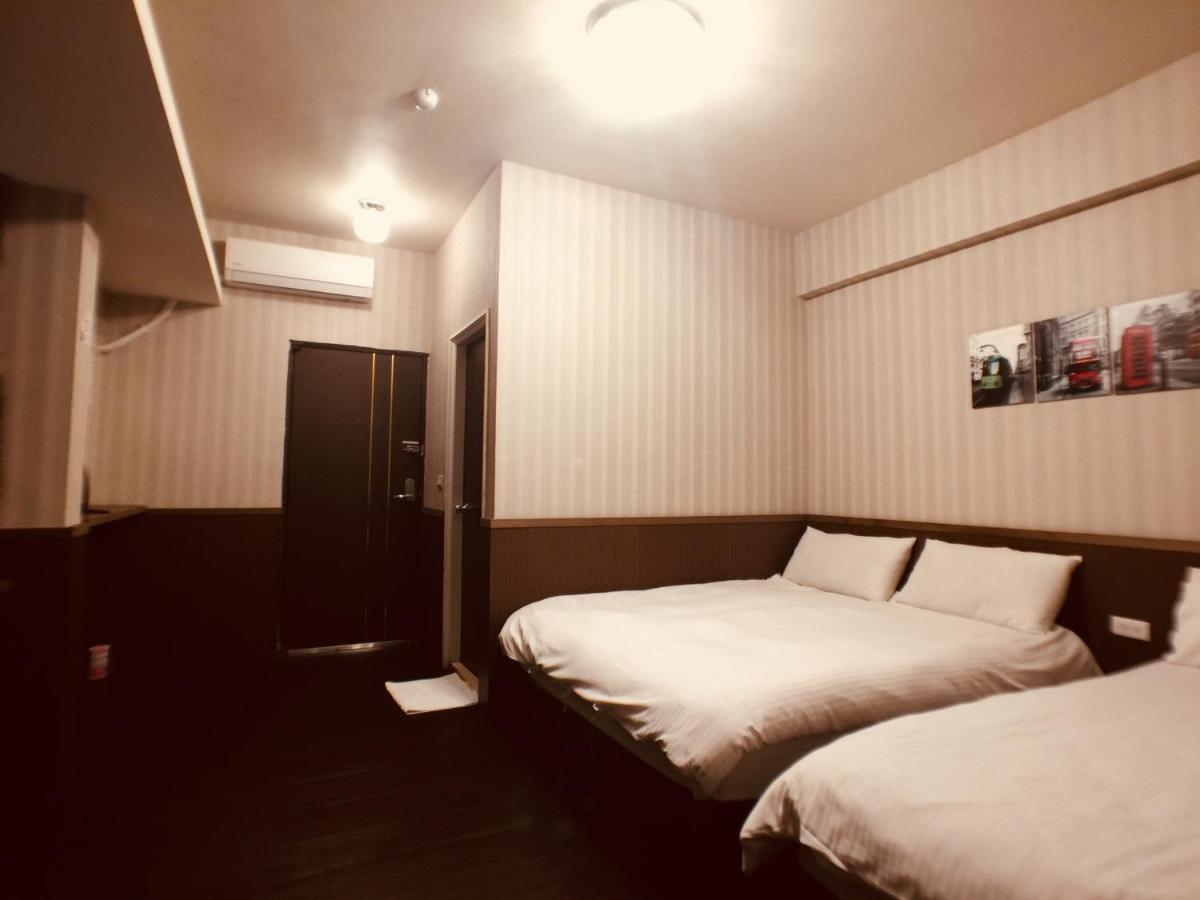 Love Feng Jia Apartment Hotel Тайчжун Экстерьер фото