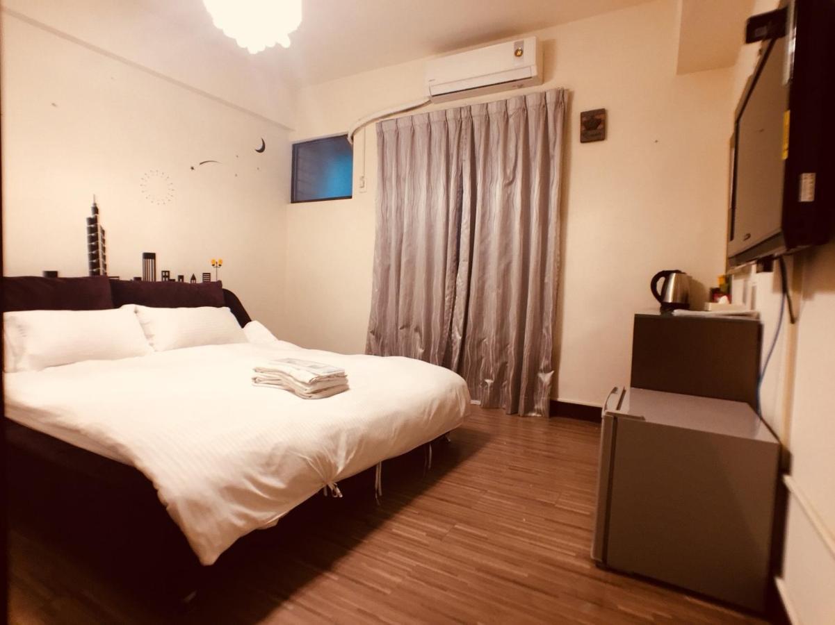 Love Feng Jia Apartment Hotel Тайчжун Экстерьер фото
