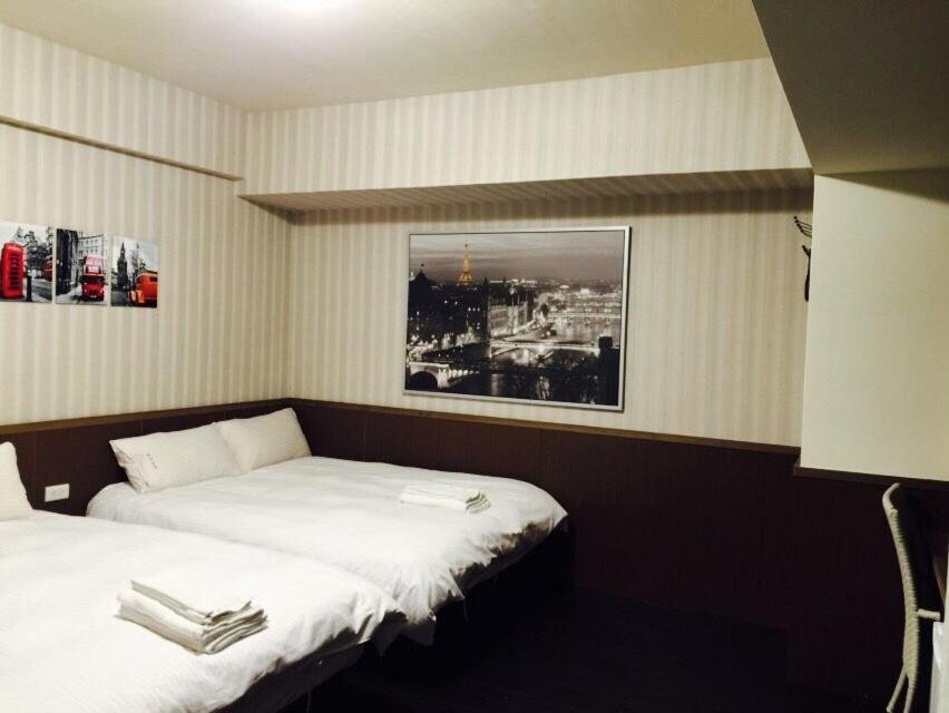 Love Feng Jia Apartment Hotel Тайчжун Экстерьер фото
