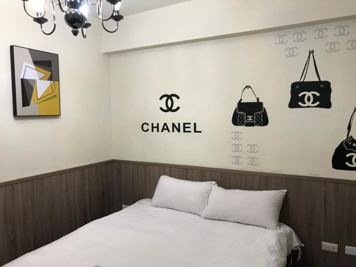 Love Feng Jia Apartment Hotel Тайчжун Экстерьер фото